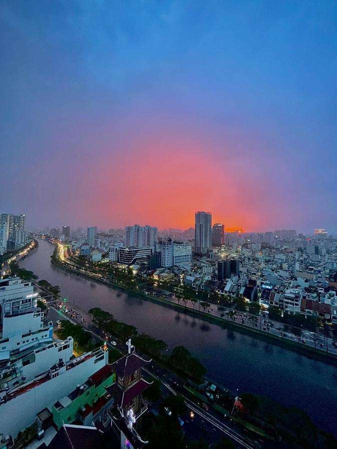 Căn hộ View River - River Gate *